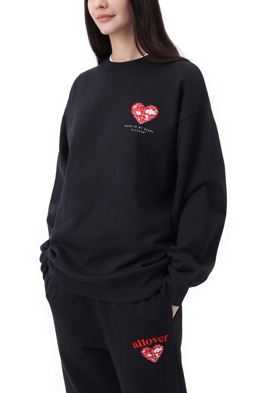 ‘ALLOVER HEART’ Embroidery Badge Sweat Shirt