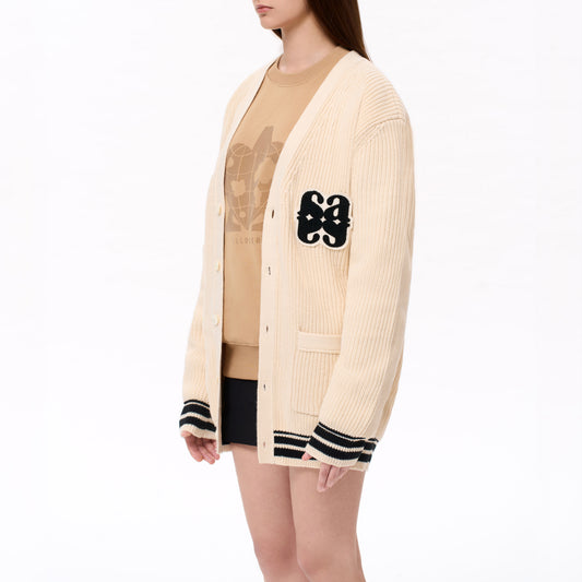 CHENILLE EMBROIDERY BADGE CARDIGAN (BEIGE)