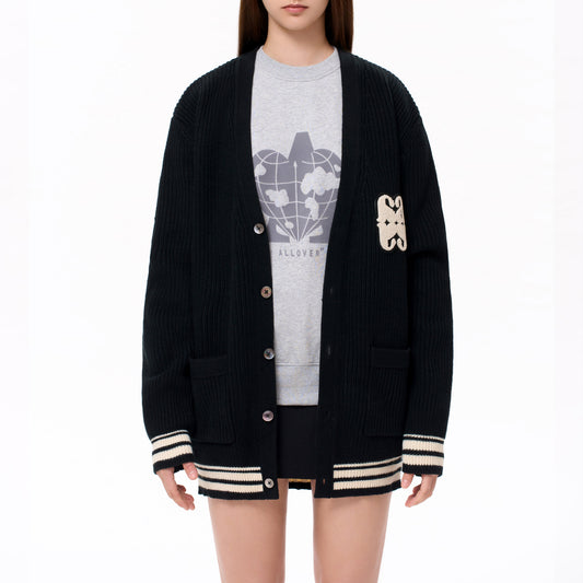 CHENILLE EMBROIDERY BADGE CARDIGAN (BLACK)