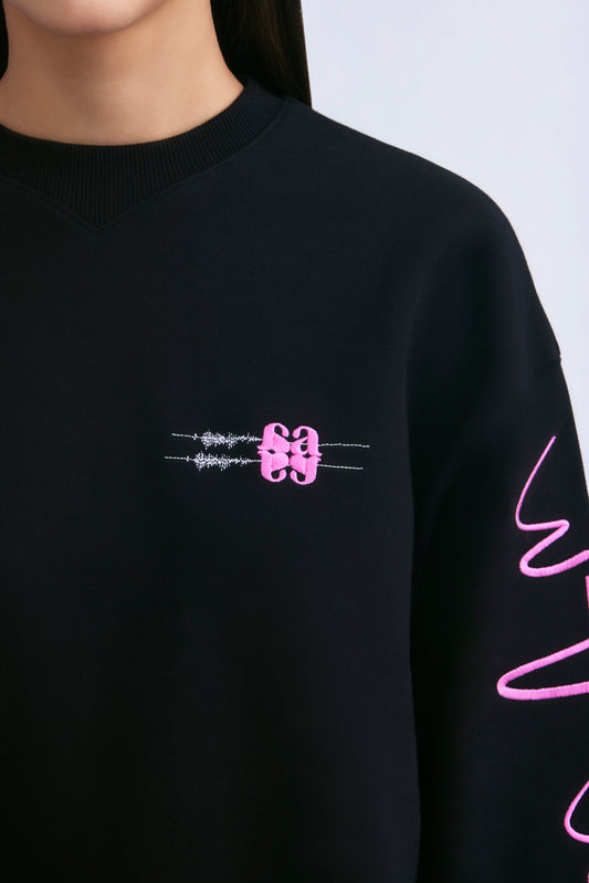 Déjà Vu Embroidery Crewneck Sweatshirt (BLACK)