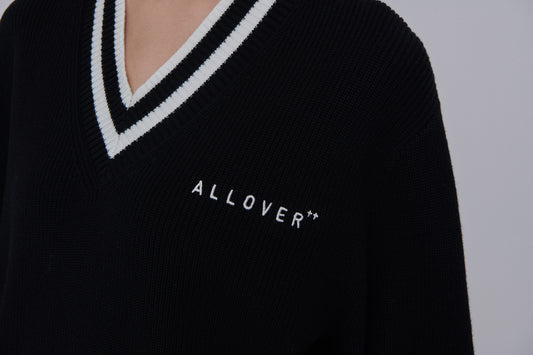 The Magic of the Cocktail V-neck Sweater (Black)