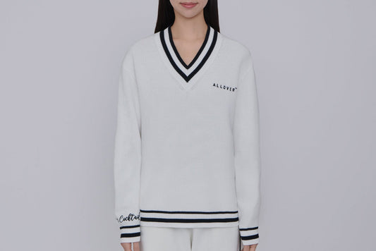 The Magic of the Cocktail V-neck Sweater (White)